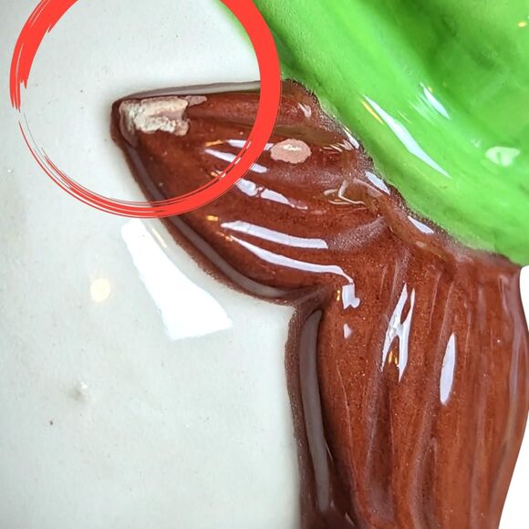 Vintage Ceramic Clown Figurine Lot: Hand-Painted Retro Decor - Picture 8 of 9